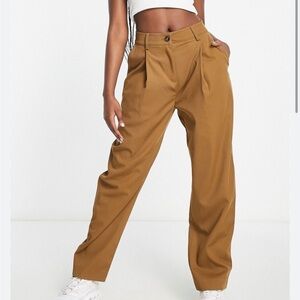 Weekday High-Waist Pleated Wide-Leg Pants in Camel